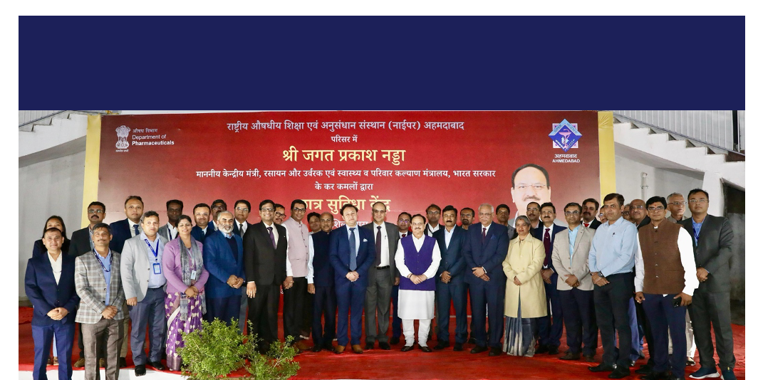 Group Photo with Hon'ble Union Minister